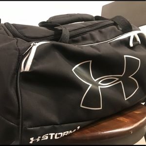 Under Armour Medium Duffle Bag